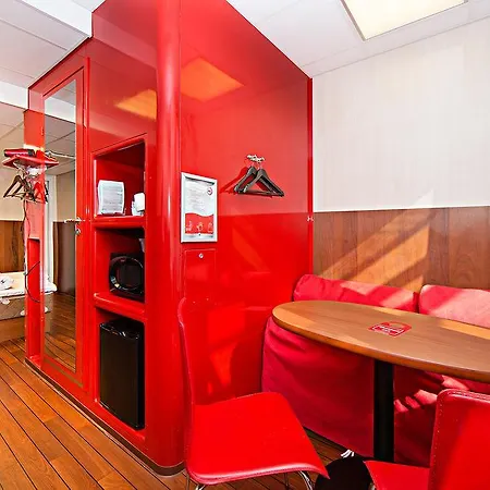 Omena Centre Otel 3*