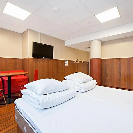Omena Centre Hotelli